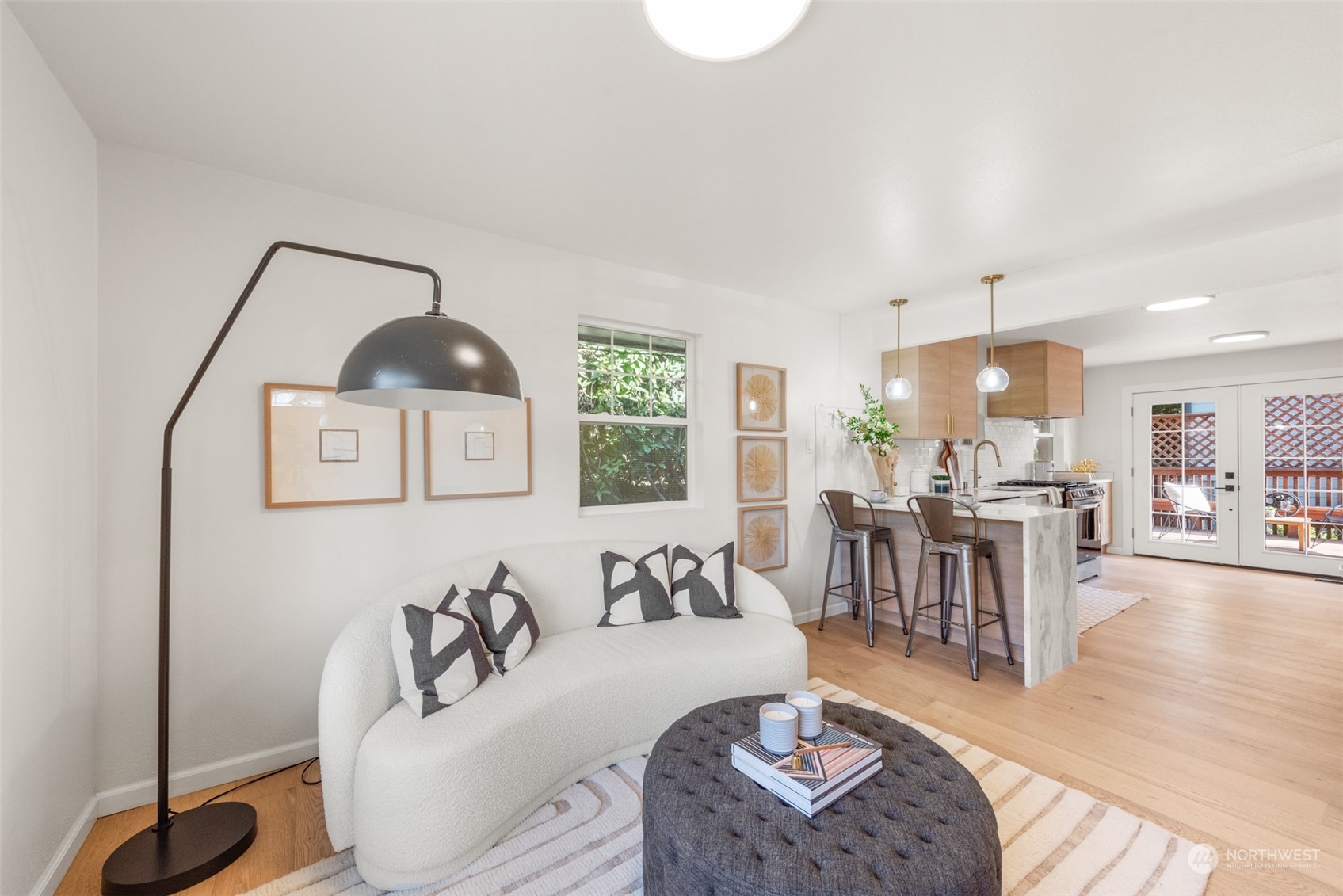 3525 Southwest Kenyon Street Seattle, WA 98126 - Photo 5 of 36 Gallery Image 5