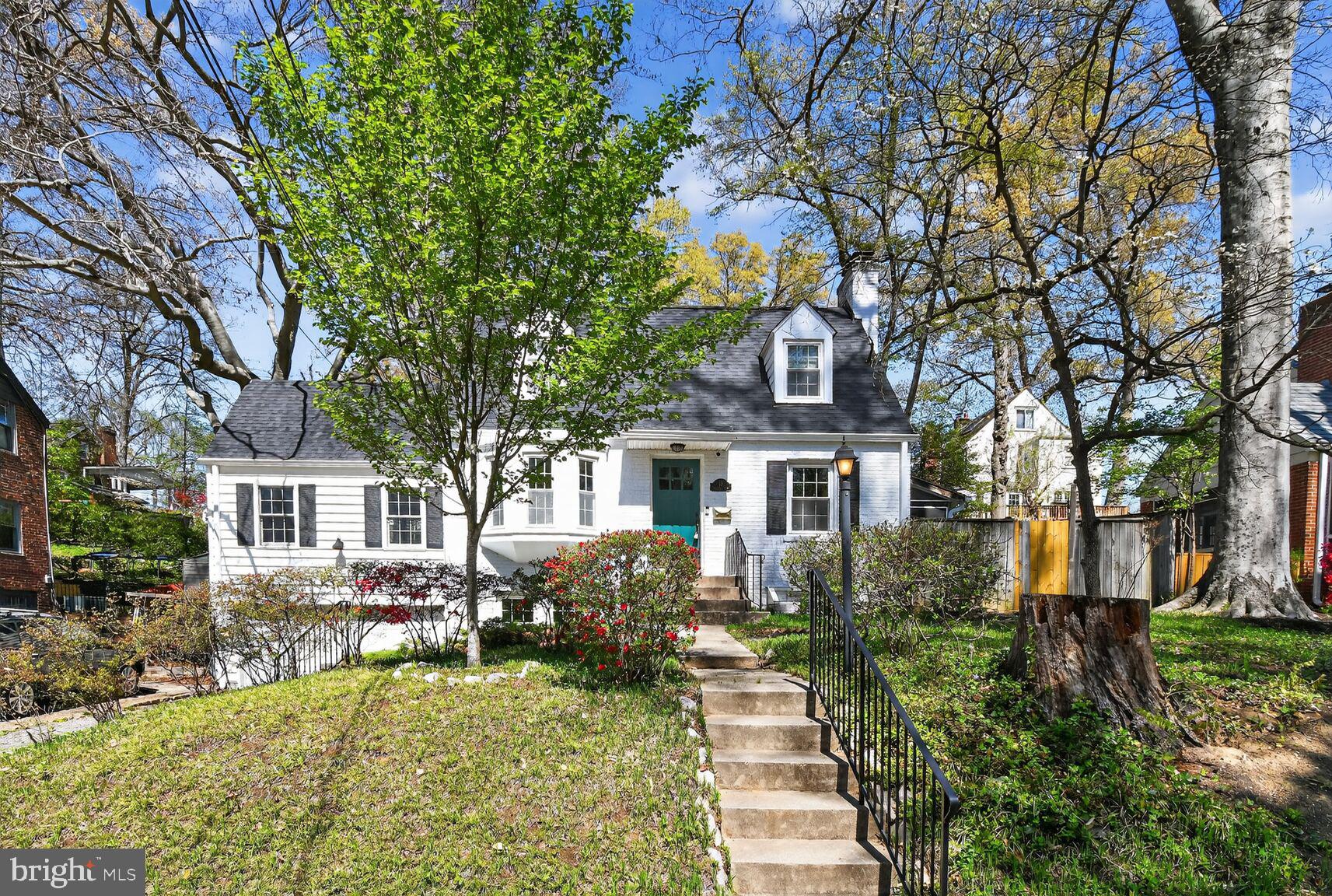 12 Parkside Road Silver Spring, MD 20910 - Photo 2 of 55