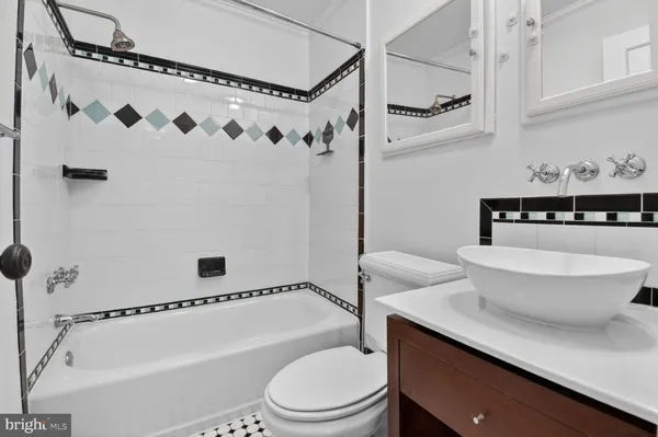 $1,295,000 | 12 Parkside Road, Silver Spring, MD 20910