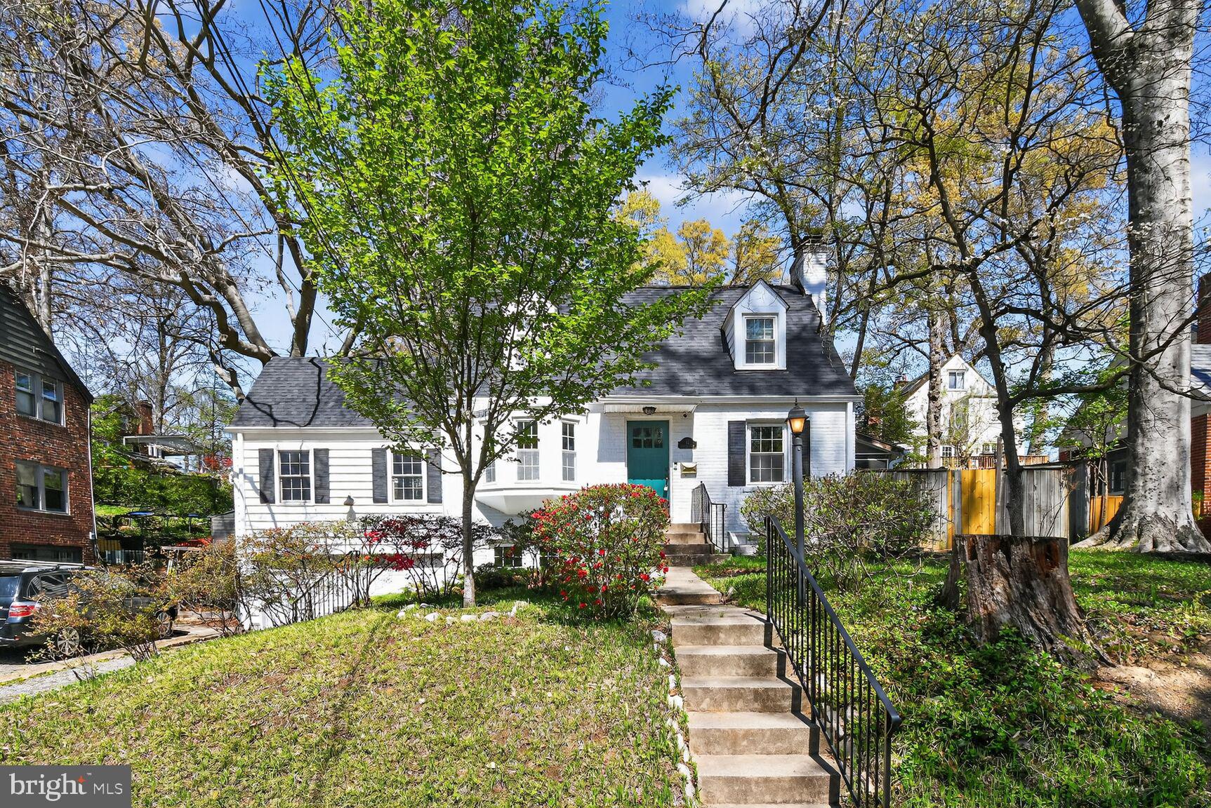 12 Parkside Road Silver Spring, MD 20910 - Photo 3 of 55