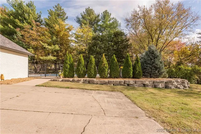 $1,087,000 | 3421 Country Club Drive, Jefferson City, MO 65109