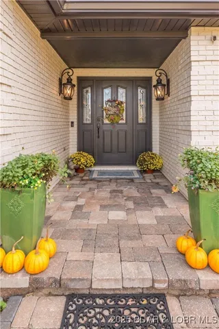 $1,087,000 | 3421 Country Club Drive, Jefferson City, MO 65109