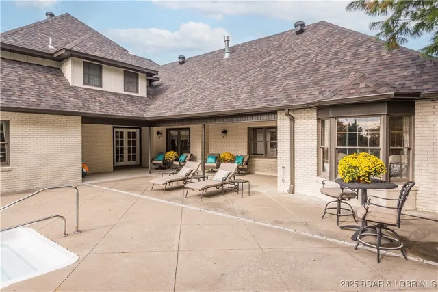 $1,087,000 | 3421 Country Club Drive, Jefferson City, MO 65109