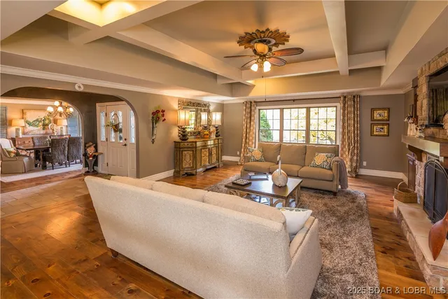 $1,087,000 | 3421 Country Club Drive, Jefferson City, MO 65109