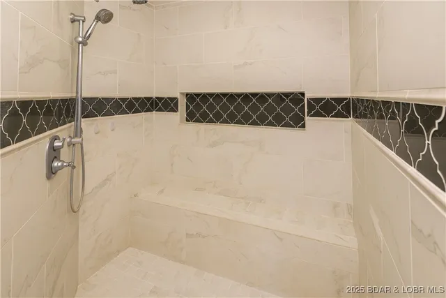 $1,087,000 | 3421 Country Club Drive, Jefferson City, MO 65109