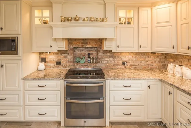 $1,087,000 | 3421 Country Club Drive, Jefferson City, MO 65109