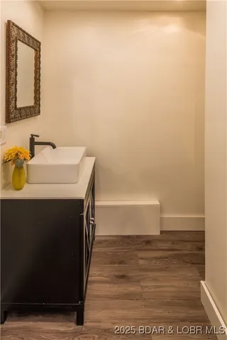 $1,087,000 | 3421 Country Club Drive, Jefferson City, MO 65109