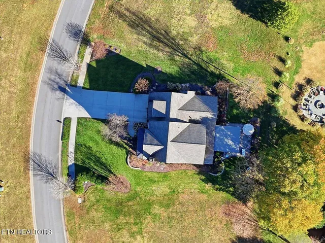 $1,250,000 | 2620 Persimmon Ridge, Loudon, TN 37774