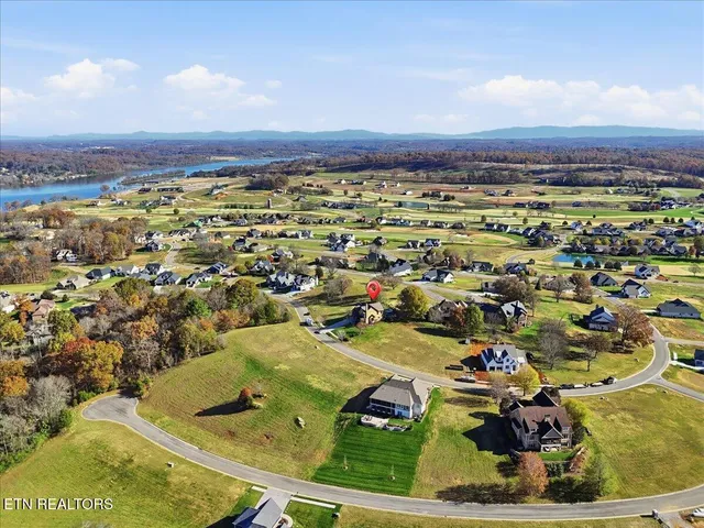 $1,250,000 | 2620 Persimmon Ridge, Loudon, TN 37774