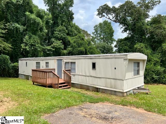 2743 East Tyger Bridge Road Greer, SC 29651 - Photo 2 of 28 2743 E East Tyger Bridge Road