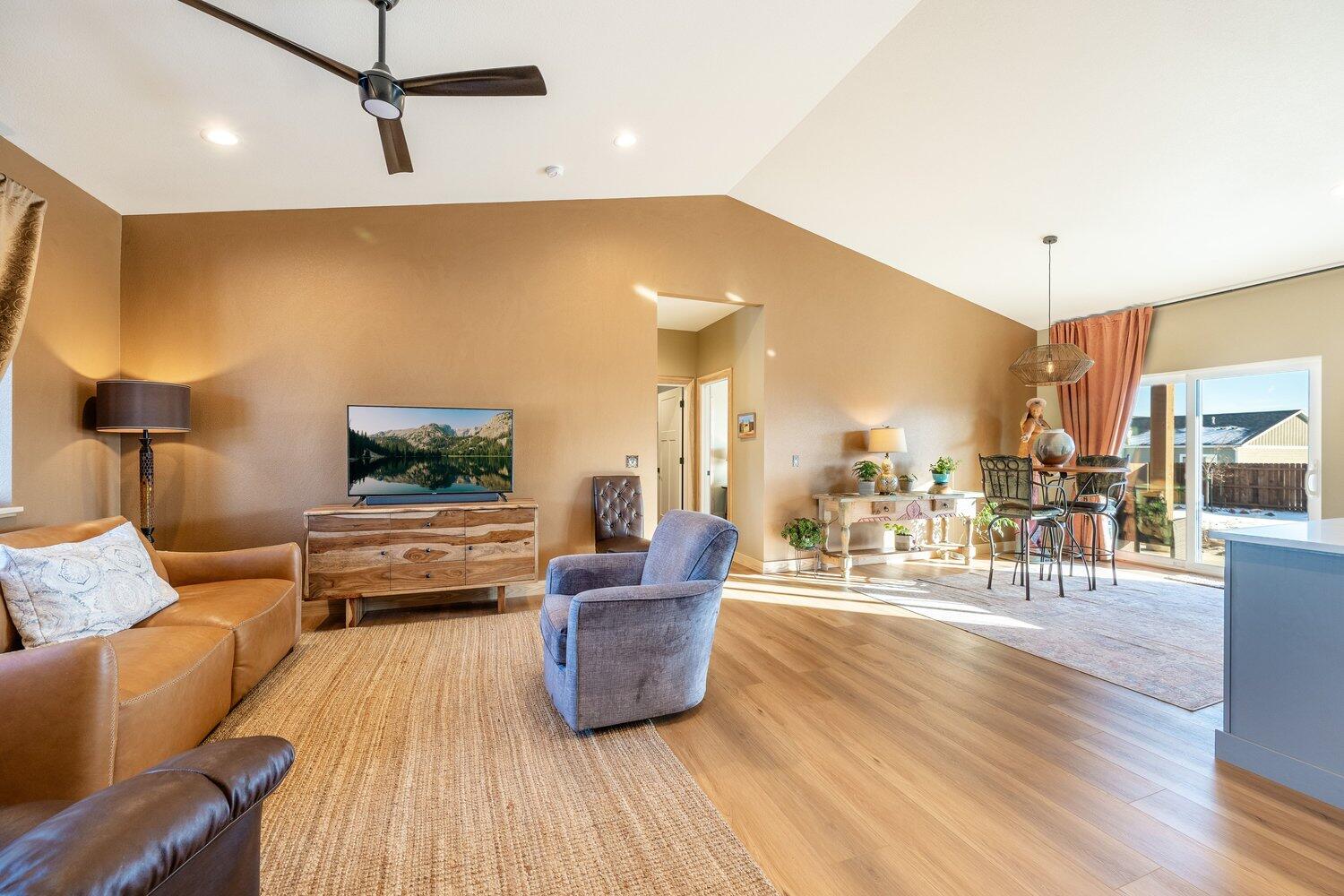 1458 Stone Rdg Dr. Ranchester, WY 82839 - Photo 3 of 52 3