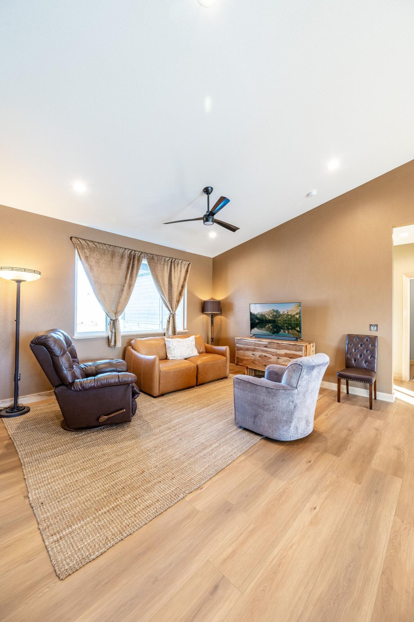 1458 Stone Rdg Dr. Ranchester, WY 82839 - Photo 4 of 52 4.5