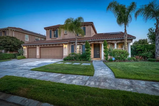 $849,000 | 3202 Everglade Avenue, Clovis, CA 93619