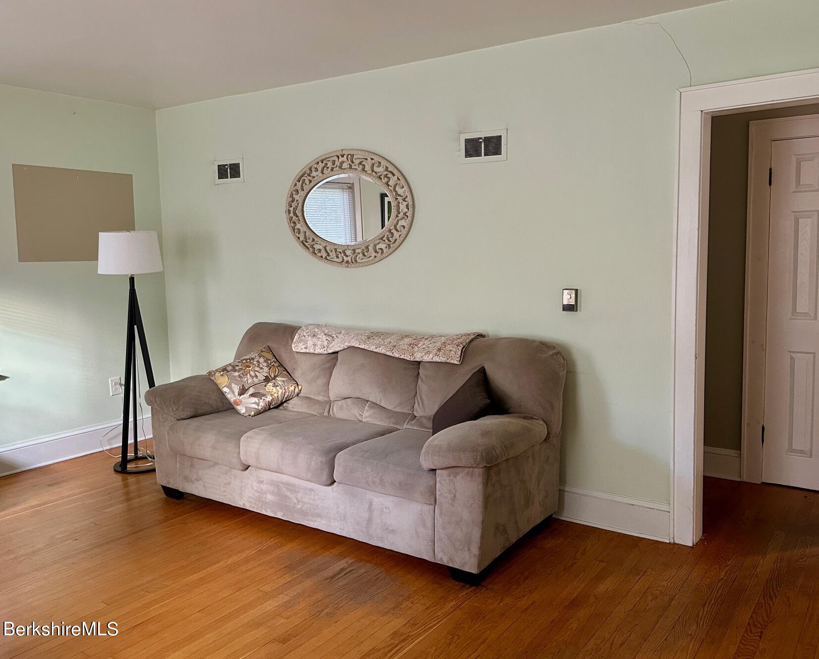 80 Preston Avenue Pittsfield, MA 01201 - Photo 12 of 33 Livingroom