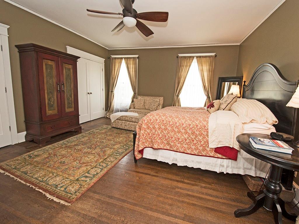 5906 Howe Street Pittsburgh, PA 15232 - Photo 15 of 25 Gallery Image 15