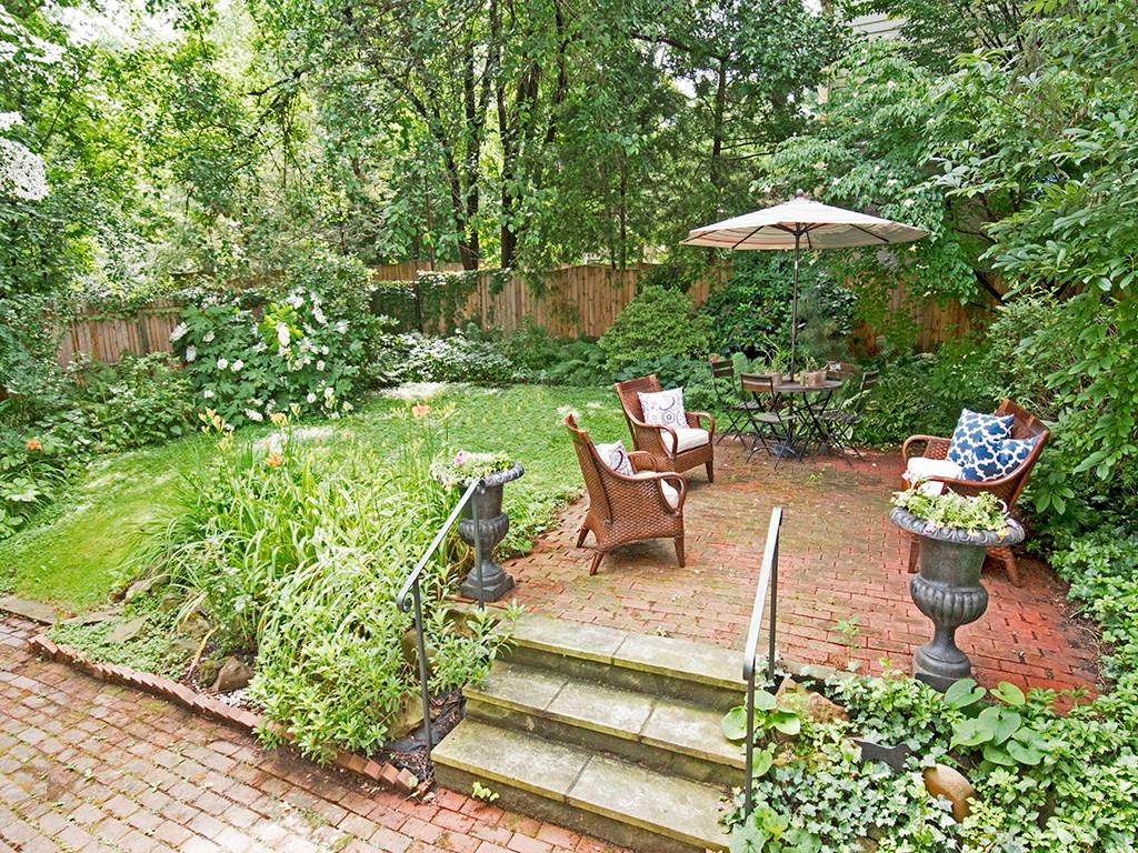 5906 Howe Street Pittsburgh, PA 15232 - Photo 20 of 25 Gallery Image 20