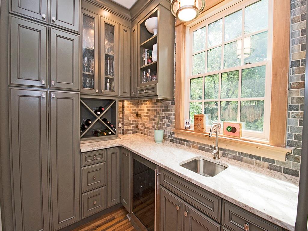 5906 Howe Street Pittsburgh, PA 15232 - Photo 9 of 25 Gallery Image 9