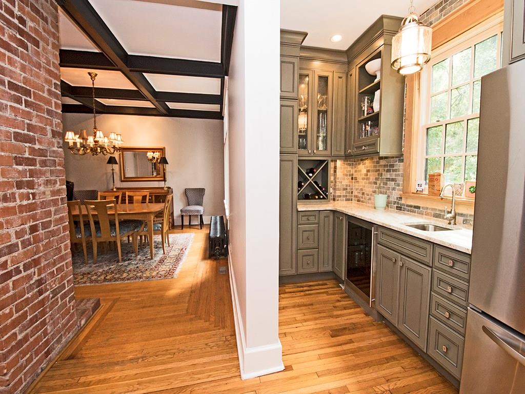5906 Howe Street Pittsburgh, PA 15232 - Photo 10 of 25 Gallery Image 10