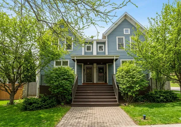 $425,000 | 1847 Vel R. Phillips Avenue, Unit B, Milwaukee, WI 53212