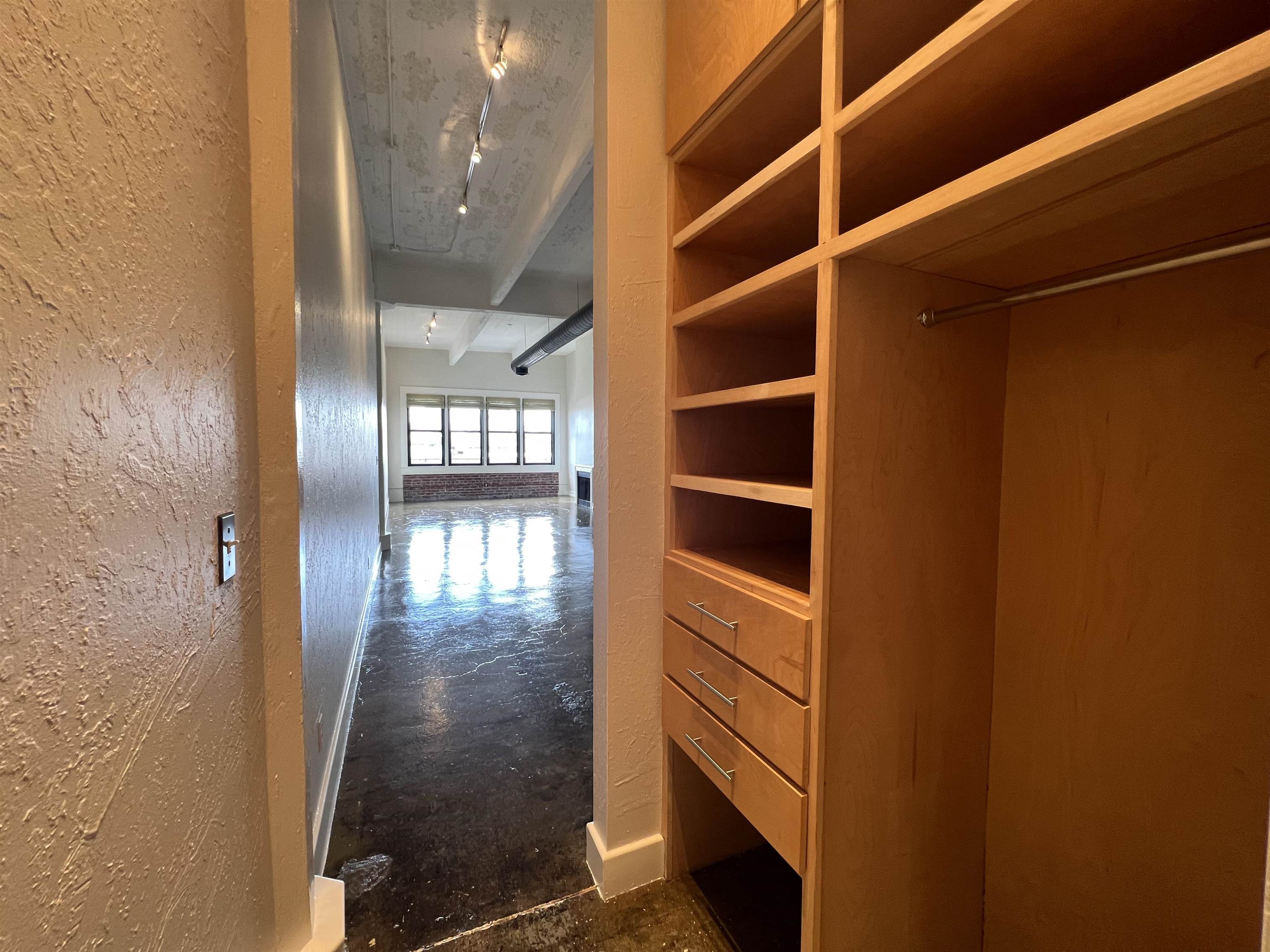 408 South Front Street, Unit 508 Memphis, TN 38103 - Photo 18 of 25
