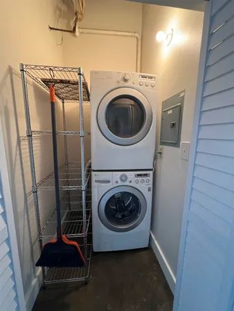 $1,350 | 408 South Front Street, Unit 508, Memphis, TN 38103