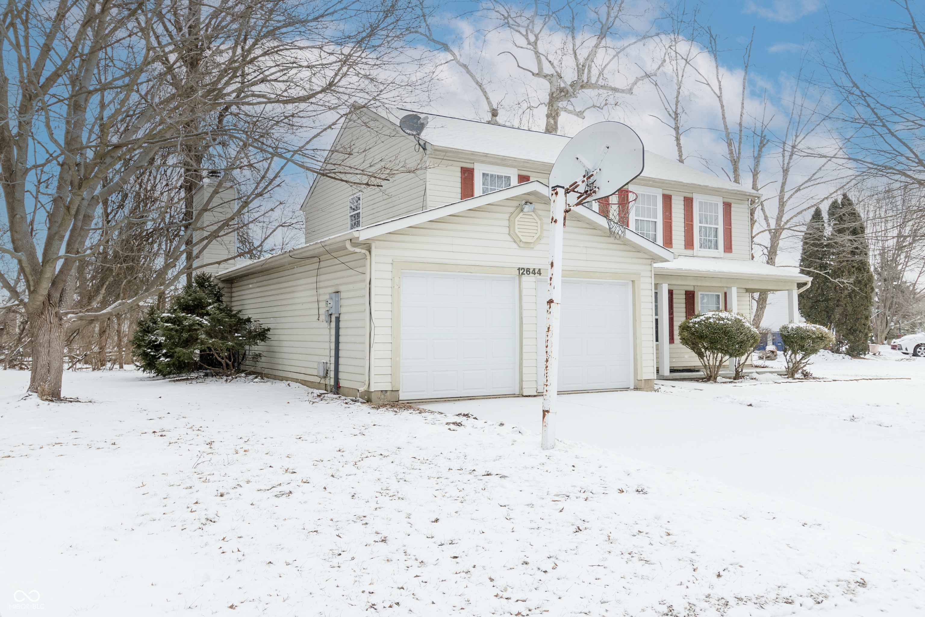 12644 Spurrington Way Indianapolis, IN 46236 - Photo 4 of 51