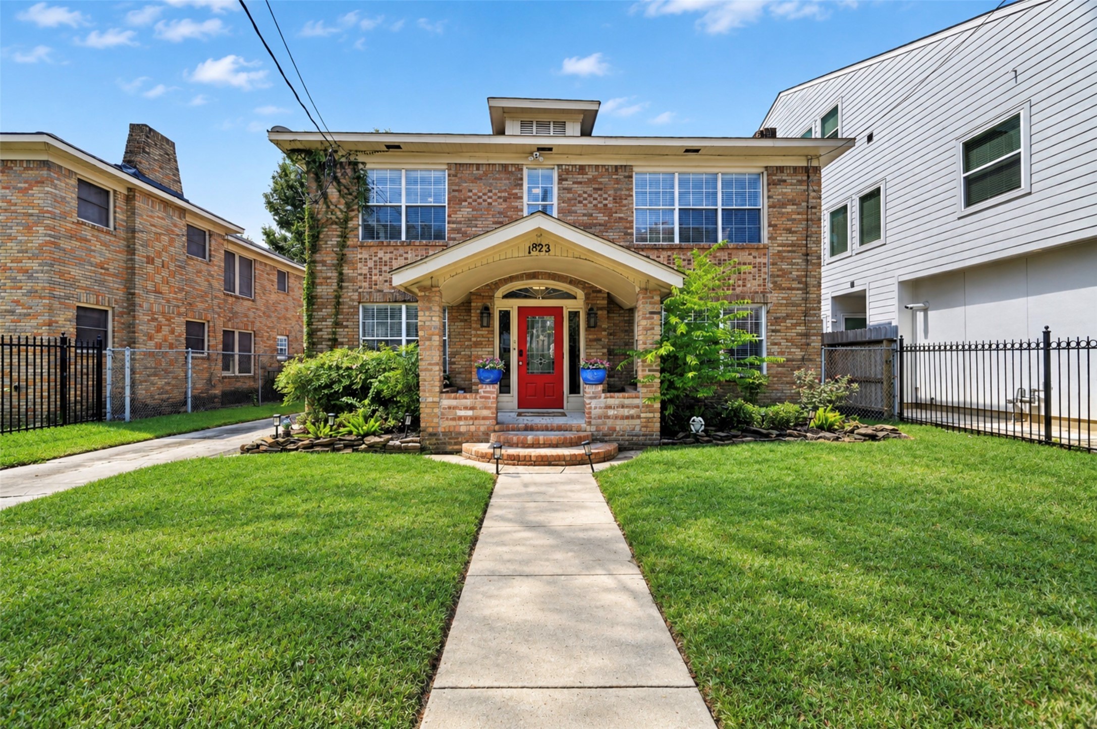1822 Rosedale Street, Unit A Houston, TX 77004 - Photo 1 of 25 Gallery Image 1