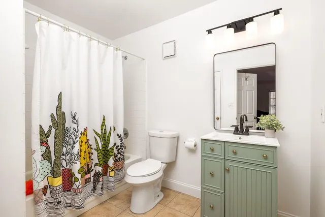 $229,000 | 1335 North Crossing Drive, Unit 1335, Atlanta, GA 30329