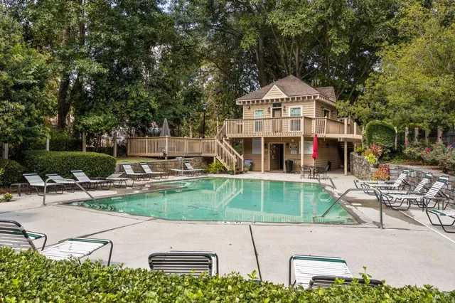 $229,000 | 1335 North Crossing Drive, Unit 1335, Atlanta, GA 30329