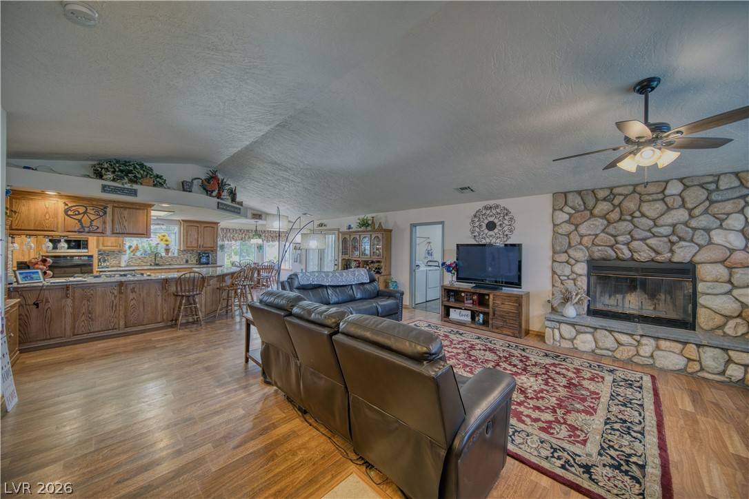 2910 Sunset Street Pahrump, NV 89060 - Photo 9 of 56