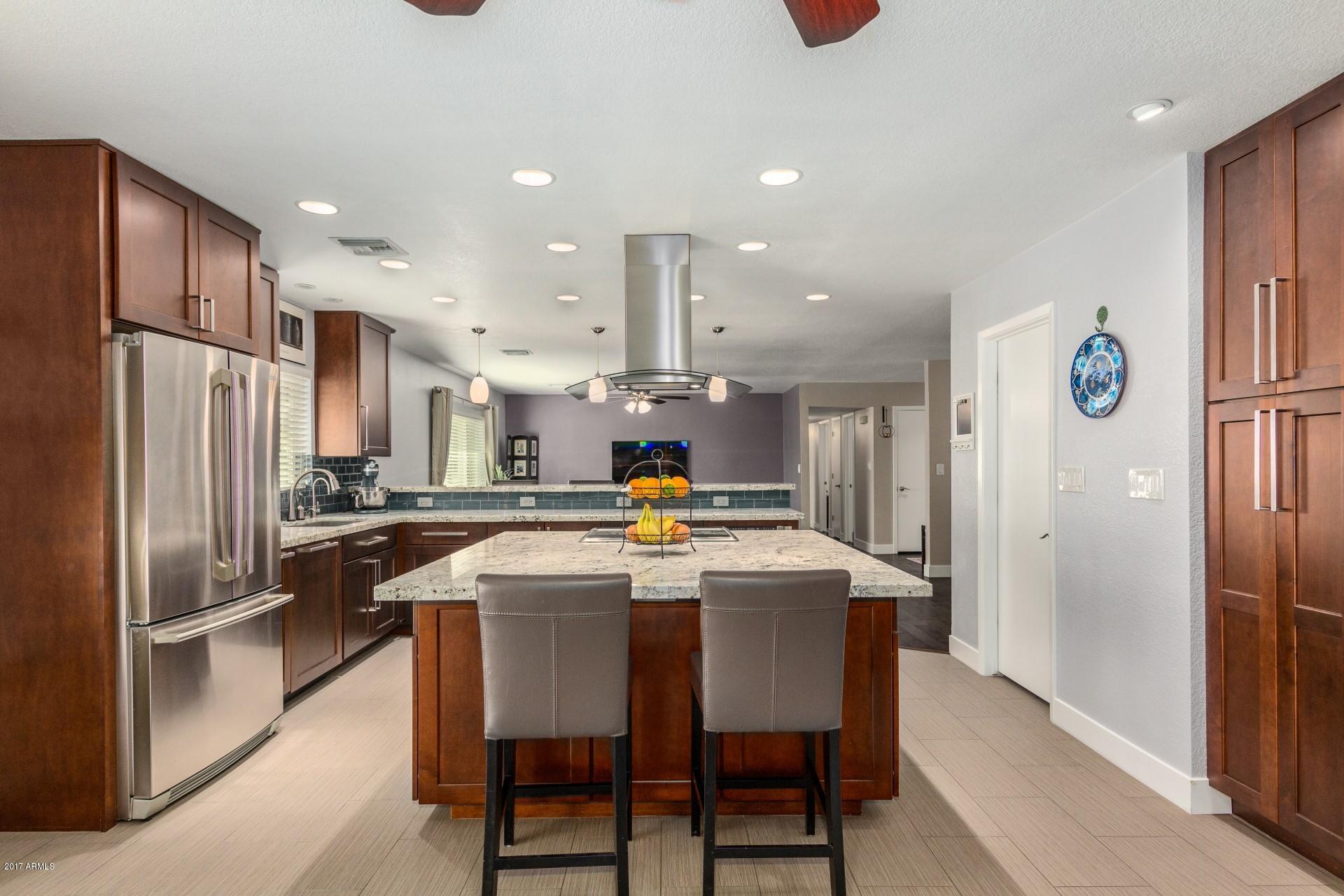 2935 East Cochise Road Phoenix, AZ 85028 - Photo 9 of 41 0019-Cochise (19)