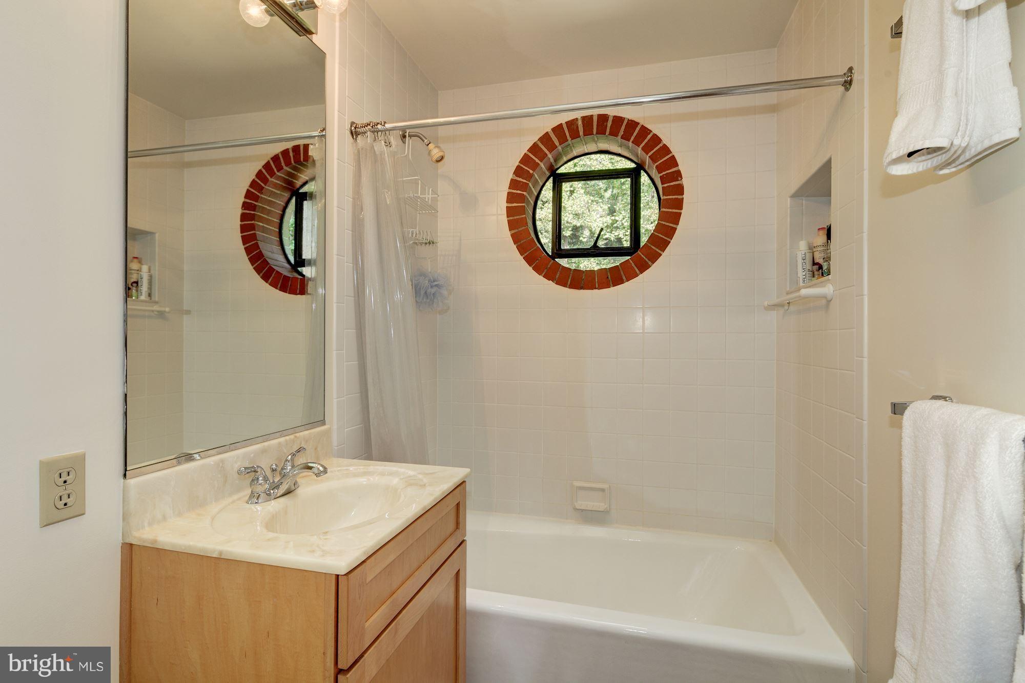 630 Stillwater Road Gibson Island, MD 21056 - Photo 18 of 30 Main Level Full Bathroom