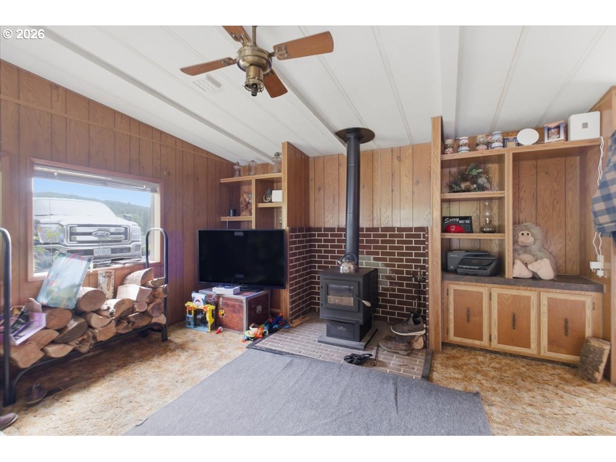 45500 Southwest Hebo Road Grand Ronde, OR 97347 - Photo 13 of 48