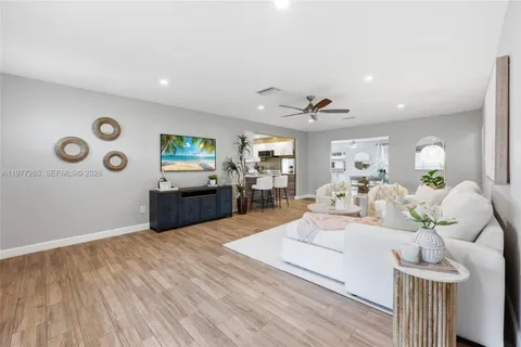 $575,000 | 3501 Northwest 17th Terrace, Oakland Park, FL 33309