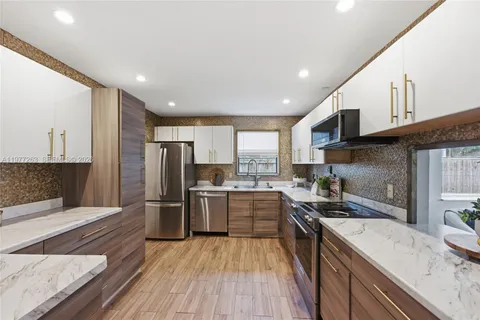 $575,000 | 3501 Northwest 17th Terrace, Oakland Park, FL 33309