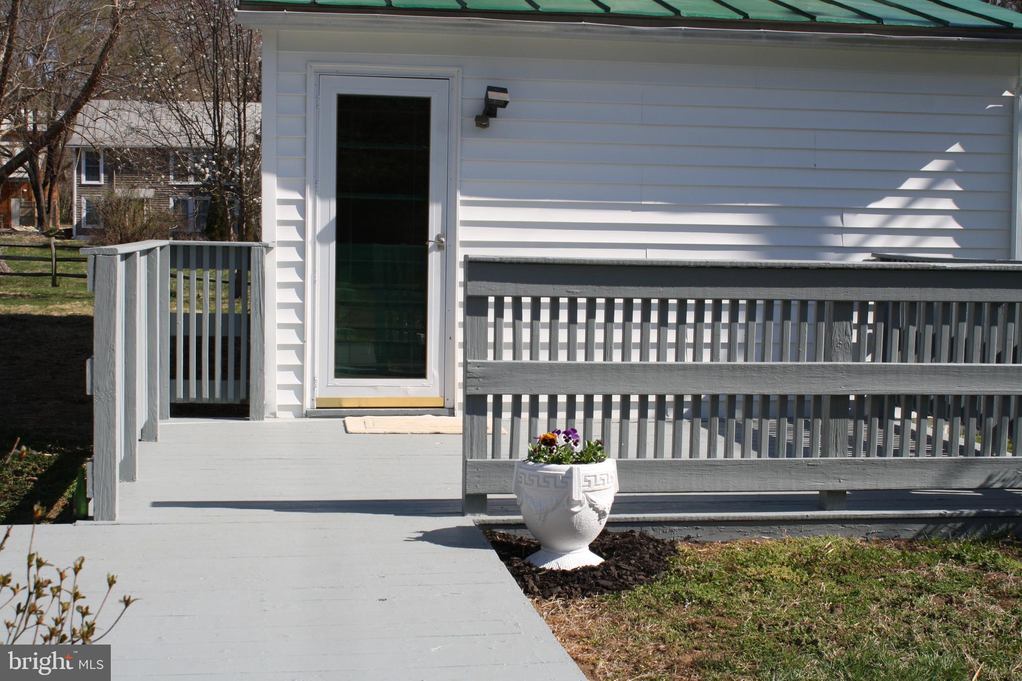 85 Nethers Road Sperryville, VA 22740 - Photo 16 of 33 Gallery Image 16