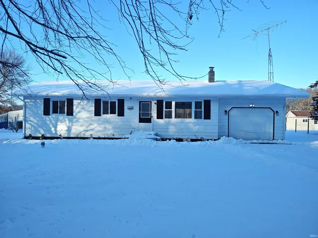 $224,900 | 7180 East 25 North, Knox, IN 46534