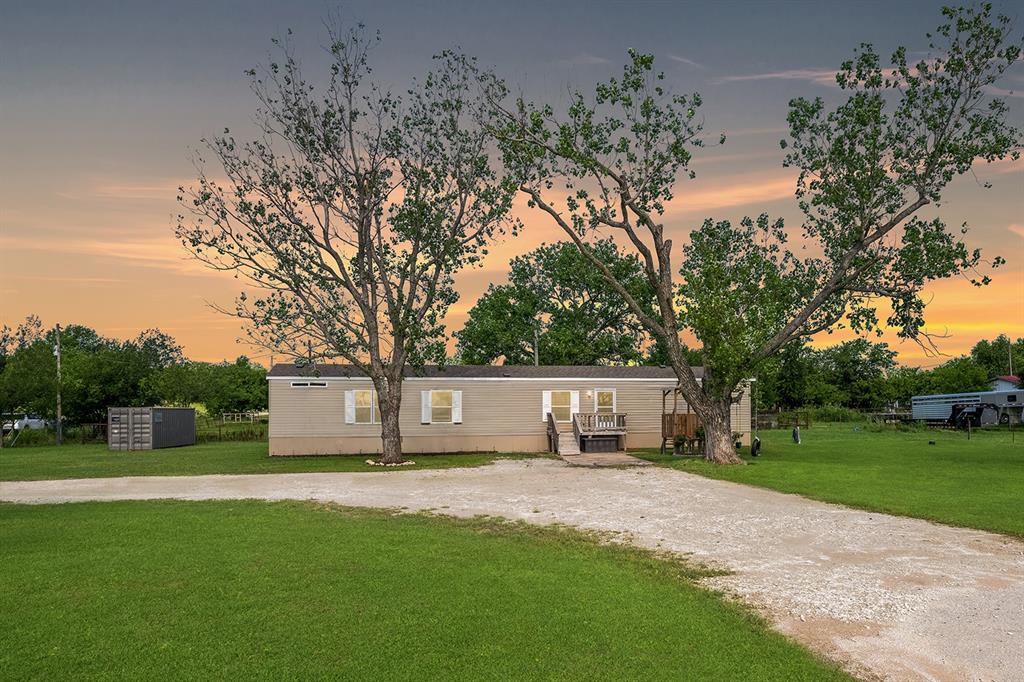1787 Farm To Market Rd 371  