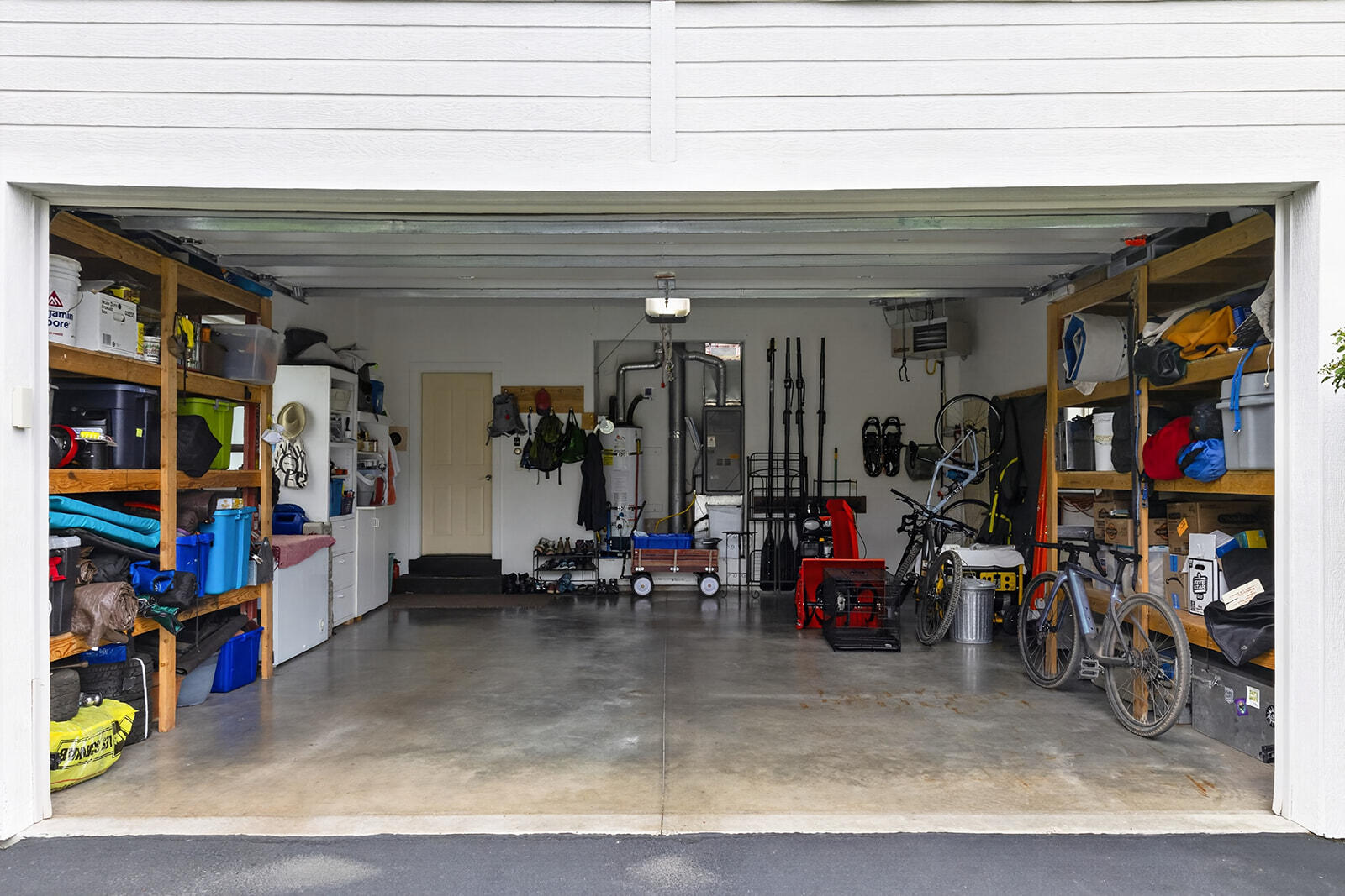 561 Chestnut Loop Bellevue, ID 83313 - Photo 27 of 31 Garage 269