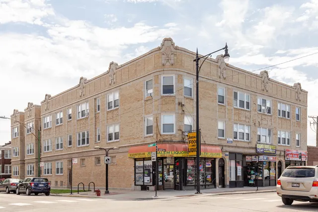 $1,595 | 3137 West Lawrence Avenue, Unit 3, Chicago, IL 60625