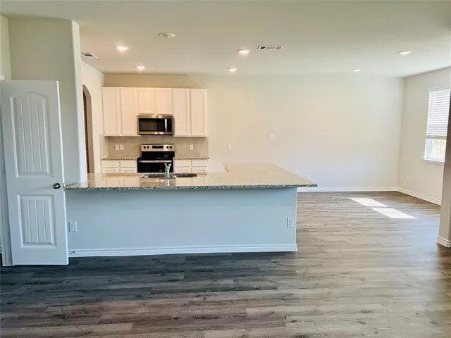 $2,095 | 8308 White Pine Drive, Fort Worth, TX 76123