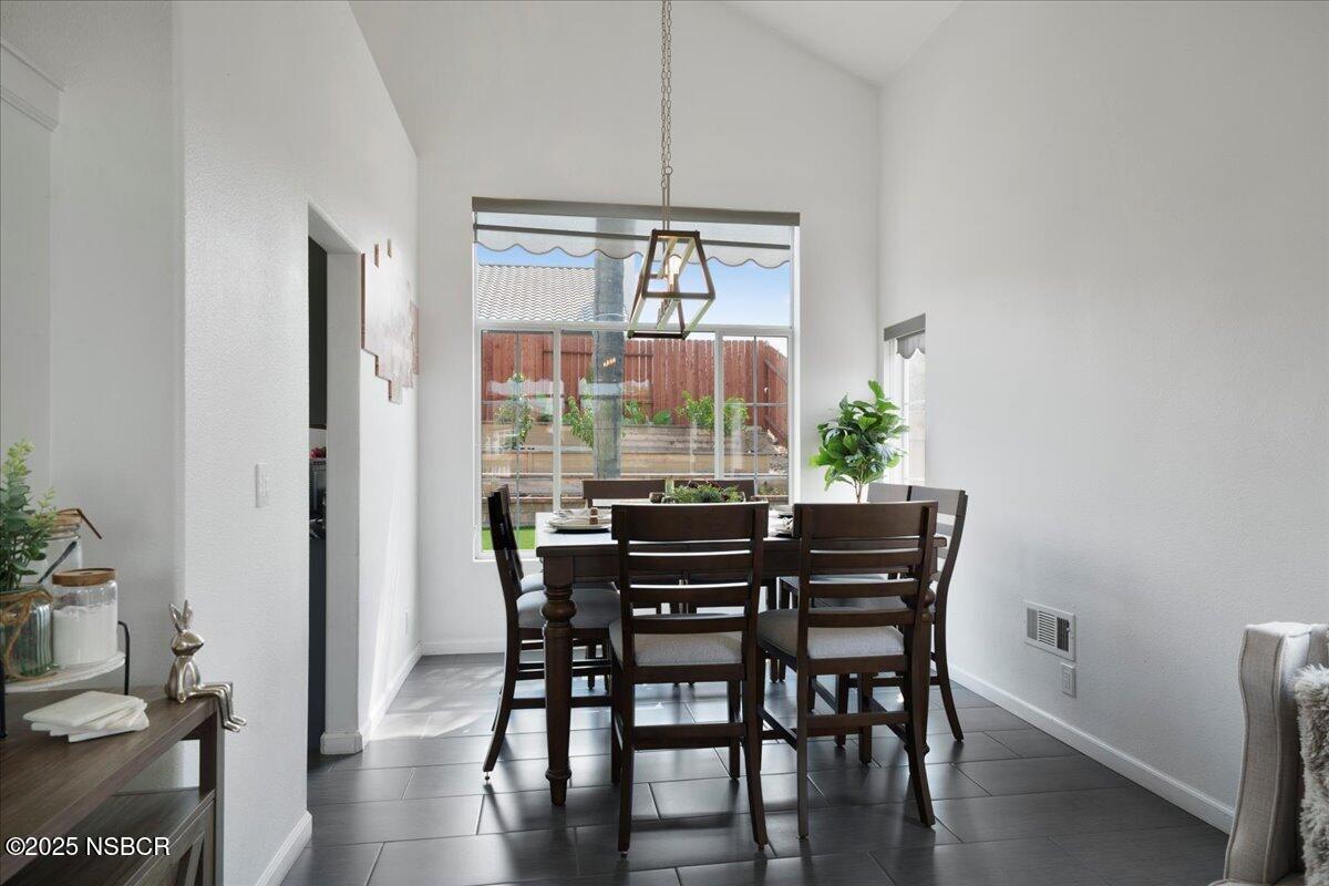 3694 Corta Bella Way Santa Maria, CA 93455 - Photo 11 of 40 12-A7405296