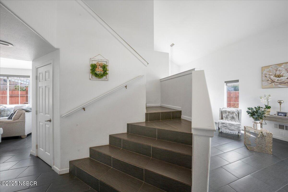 3694 Corta Bella Way Santa Maria, CA 93455 - Photo 7 of 40 08-A7405378