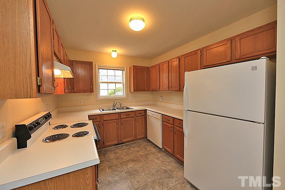 4308 Dyer Court Raleigh, NC 27604 - Photo 4 of 17 Gallery Image 4