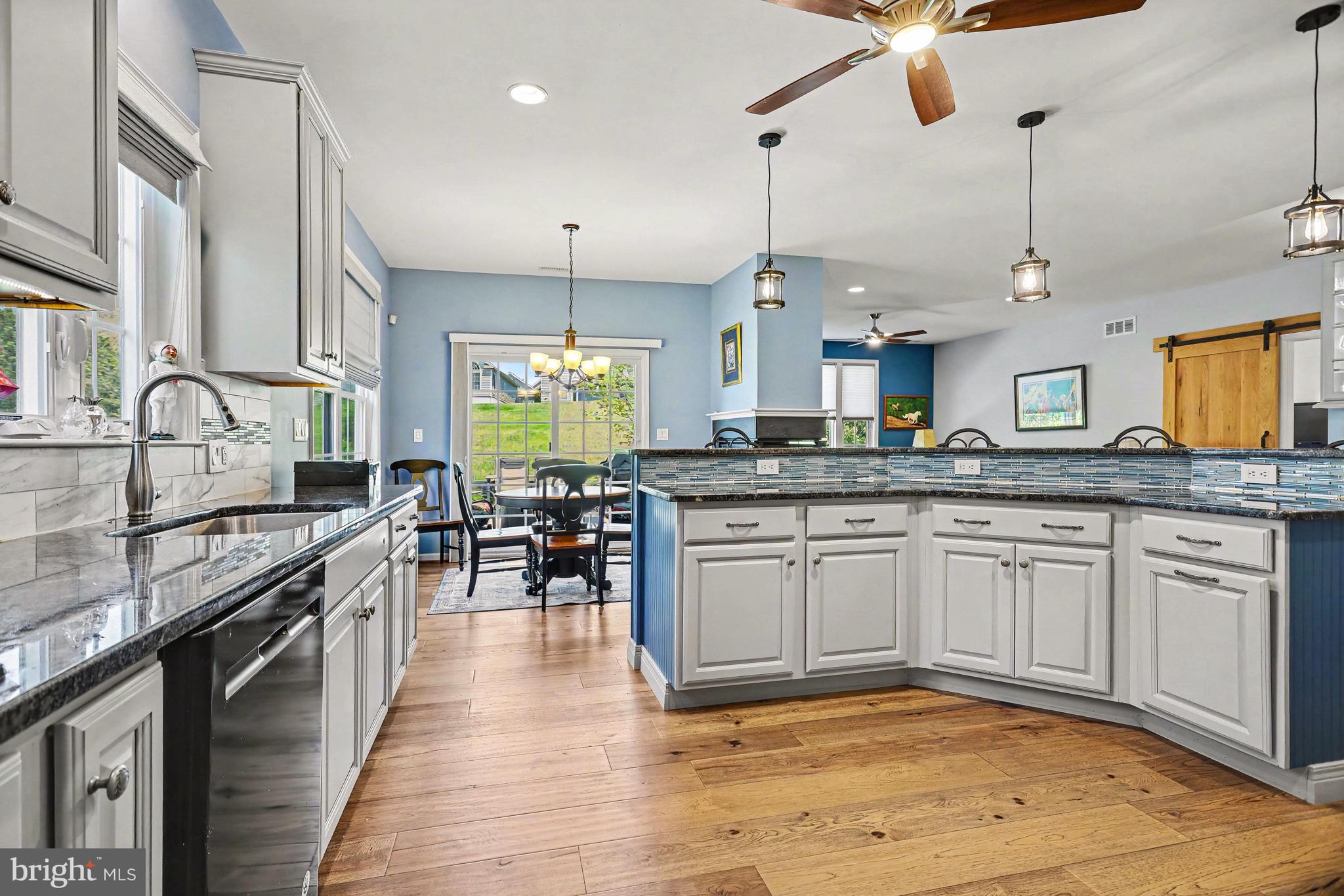 468 Resolution Drive Lititz, PA 17543 - Photo 9 of 29