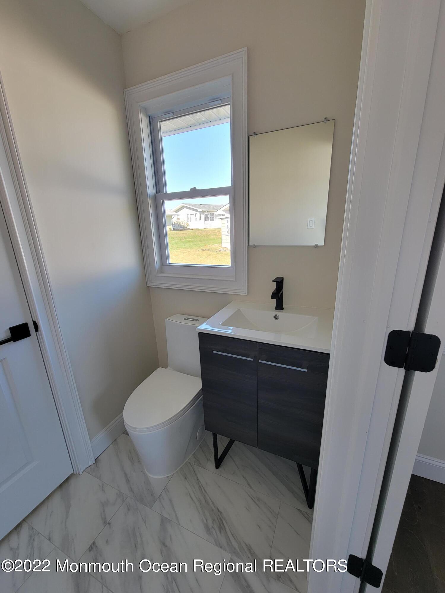 159 Clay Circle Brick, NJ 08724 - Photo 14 of 20 20221122_122753 - Copy