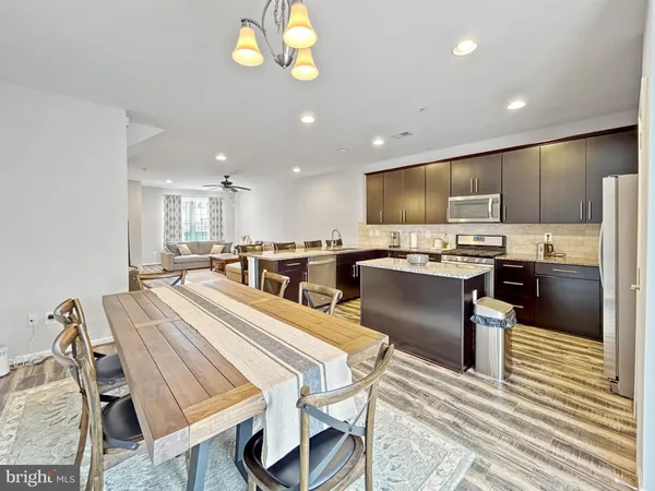 $2,999 | 12745 Longford Glen Drive, Germantown, MD 20874