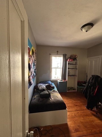 222 Tecumseh Street Fall River, MA 02721 - Photo 5 of 17