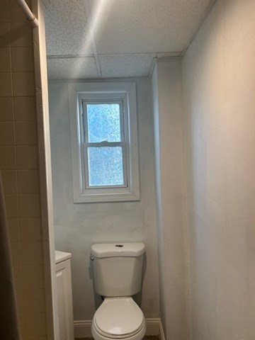222 Tecumseh Street Fall River, MA 02721 - Photo 7 of 17