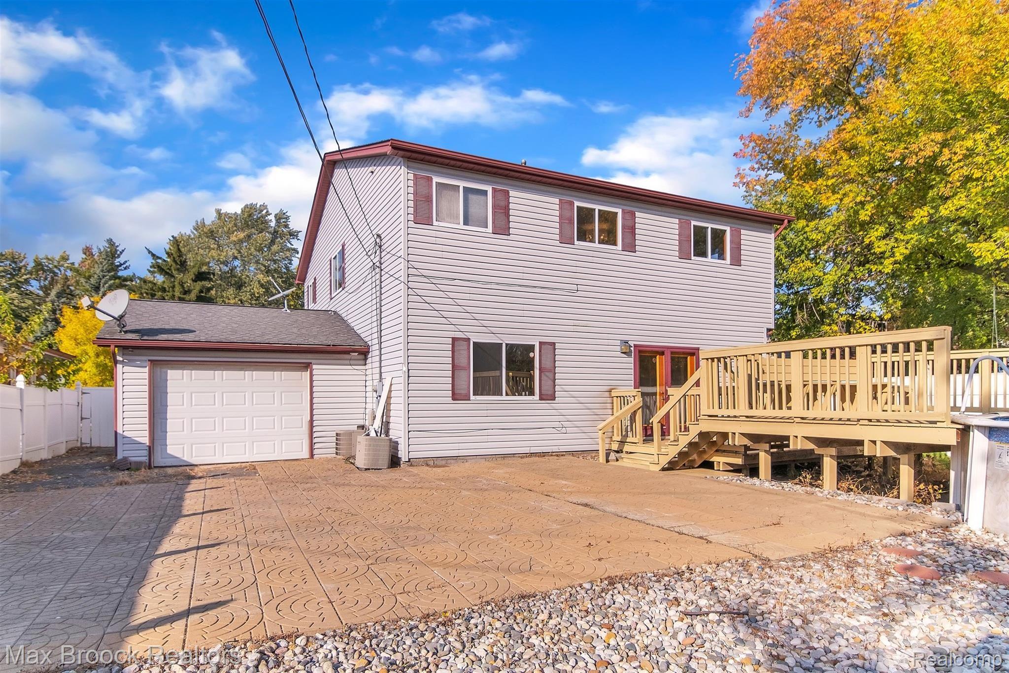 2200 Lindell Road Sterling Heights, MI 48310 - Photo 23 of 30 26-2200 Lindell Rd -windowstill-rea.jpg